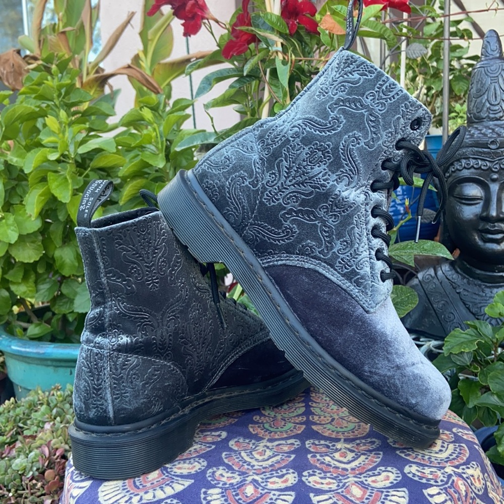 Rare Dr. Martens 1460 Brocade Velvet Paisley Boots - Picture 5 of 16